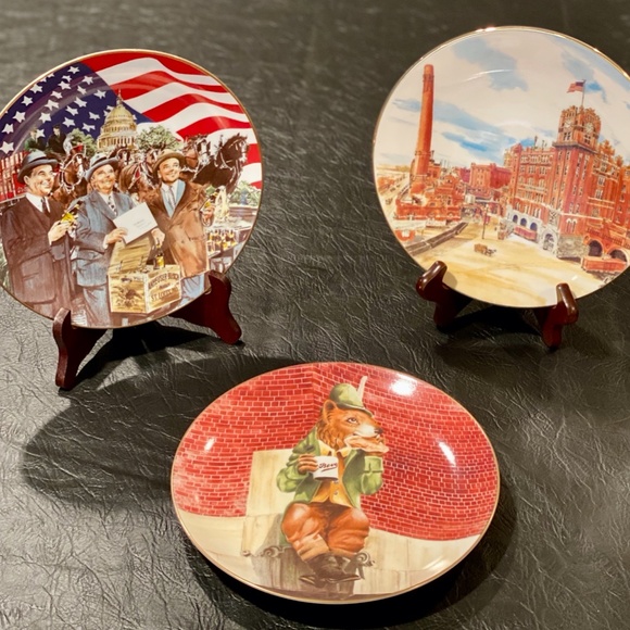 Unique Gift, Very Limited Ed. Anheuser-Busch 3 collectible decorative plates set